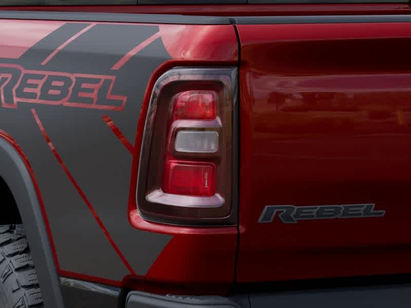 RAM 1500 de 2027, RAM 1500 REBEL, cabina doble, 4x4, caja de 5'7'