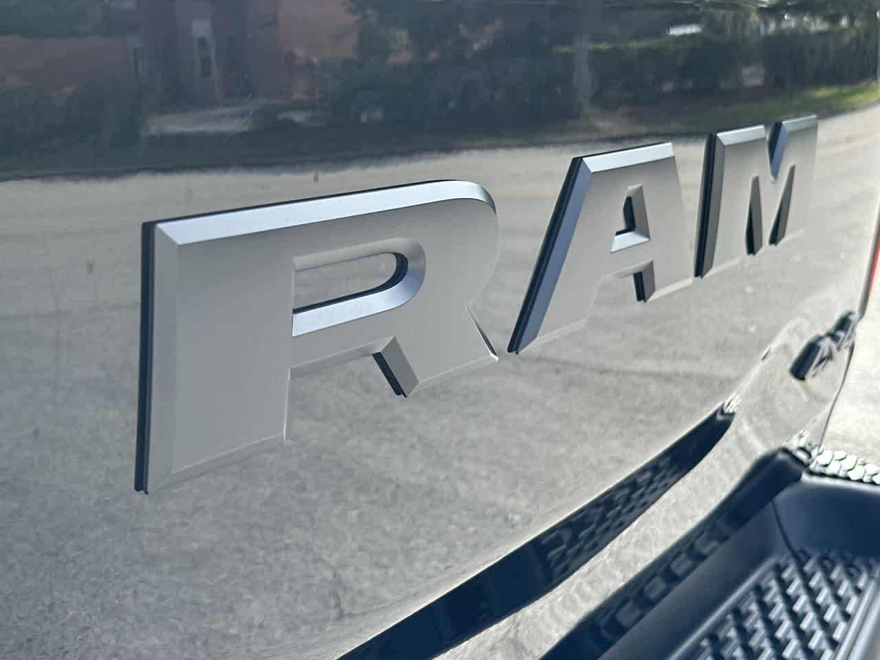 2025 RAM 1500 Rebel Cabina Doble 4x4 Caja de 5'7'
