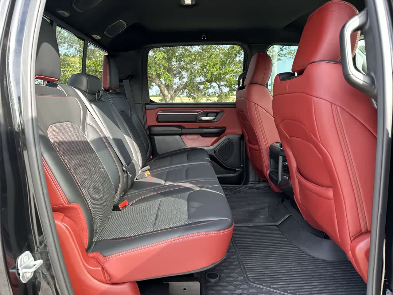 2025 RAM 1500 Rebel Cabina Doble 4x4 Caja de 5'7'