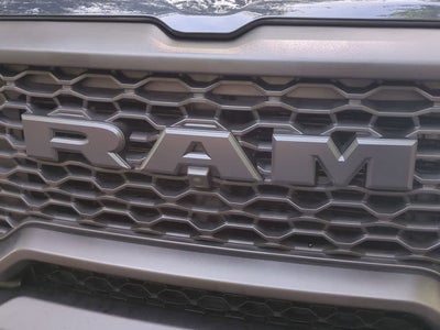 RAM 1500 Rebel de 2026, cabina doble, tracción 4x4, caja de 1,70 m