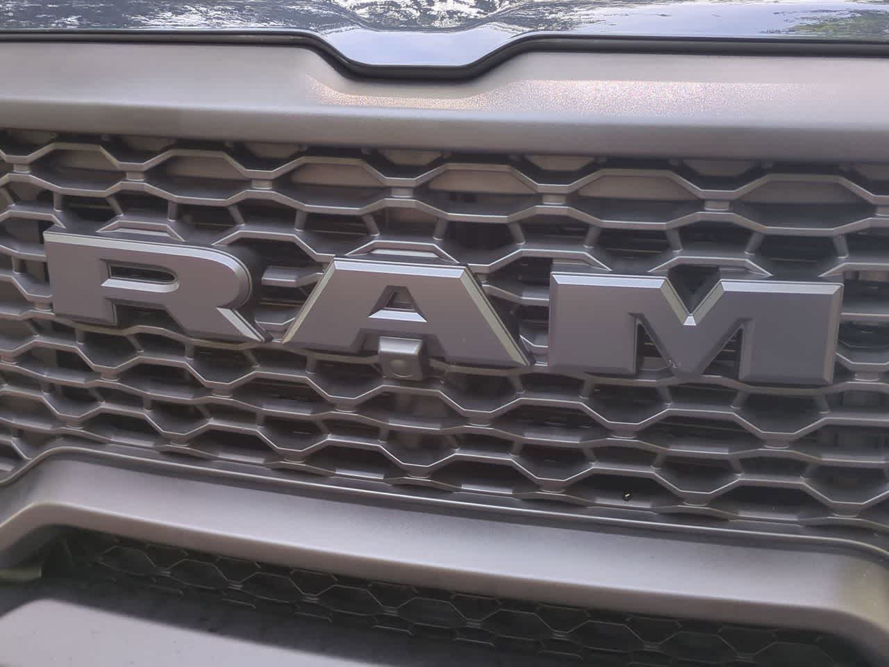 RAM 1500 Rebel de 2026, cabina doble, tracción 4x4, caja de 1,70 m