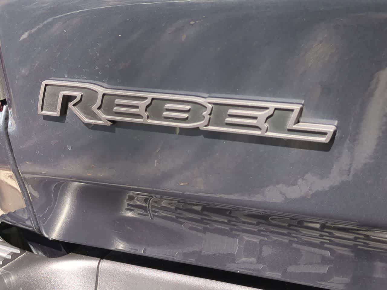 RAM 1500 Rebel de 2026, cabina doble, tracción 4x4, caja de 1,70 m