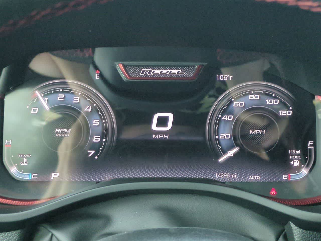 RAM 1500 Rebel de 2026, cabina doble, tracción 4x4, caja de 1,70 m