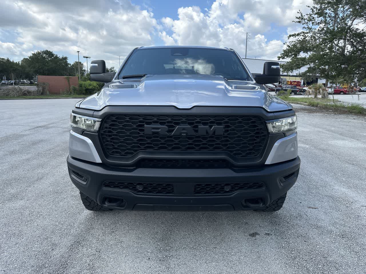 2025 RAM 1500 Rebel Cabina Doble 4x4 Caja de 5'7'