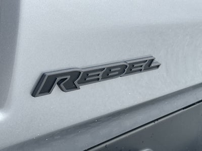 2025 RAM 1500 Rebel Cabina Doble 4x4 Caja de 5'7'