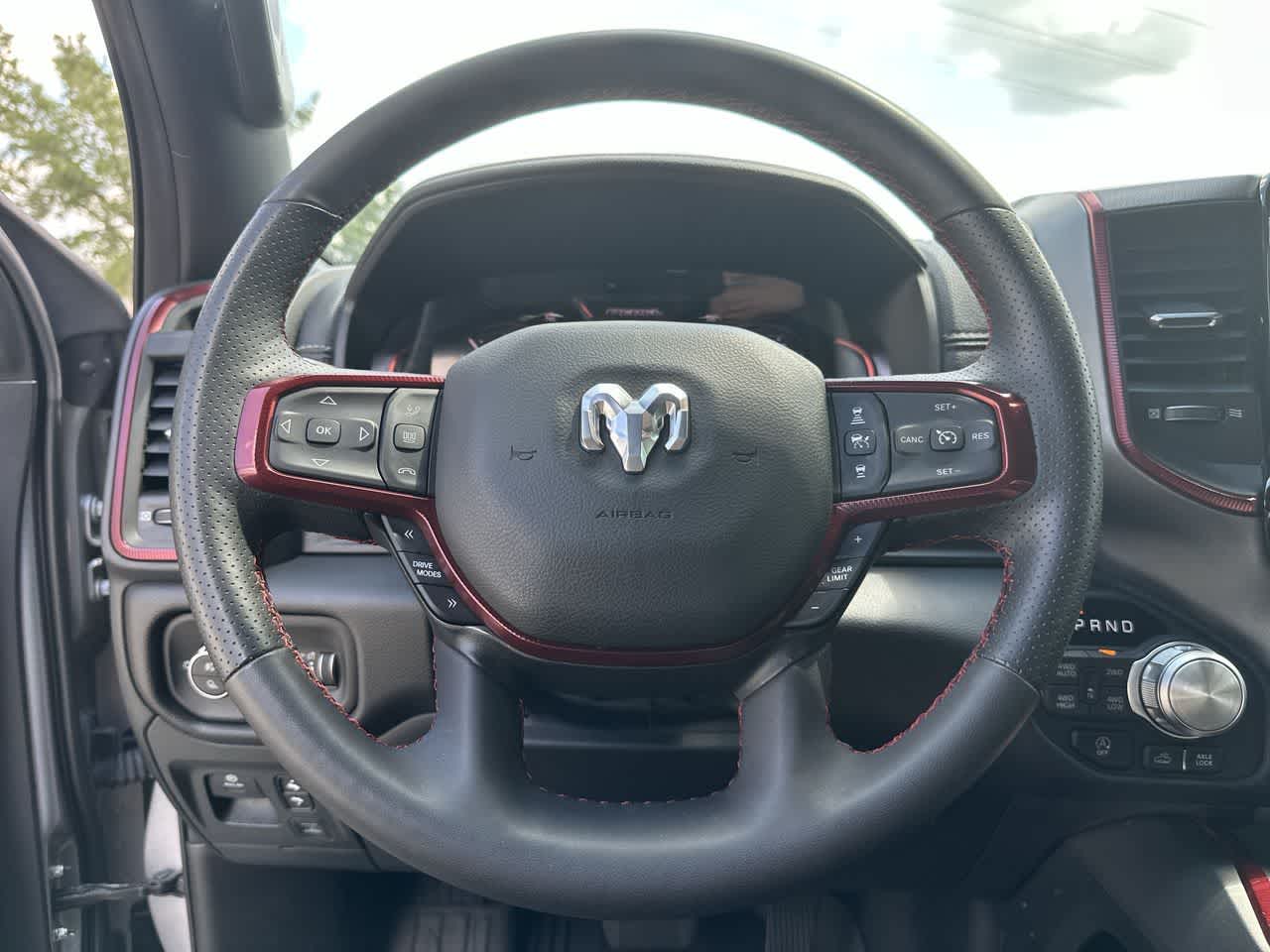 2025 RAM 1500 Rebel Cabina Doble 4x4 Caja de 5'7'