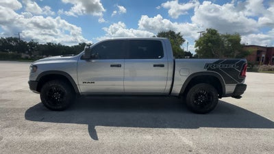 2025 RAM 1500 Rebel Cabina Doble 4x4 Caja de 5'7'