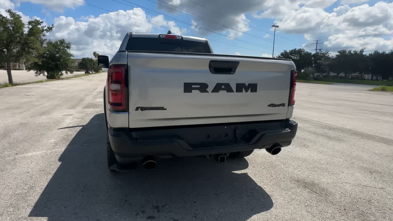 2025 RAM 1500 Rebel Cabina Doble 4x4 Caja de 5'7'