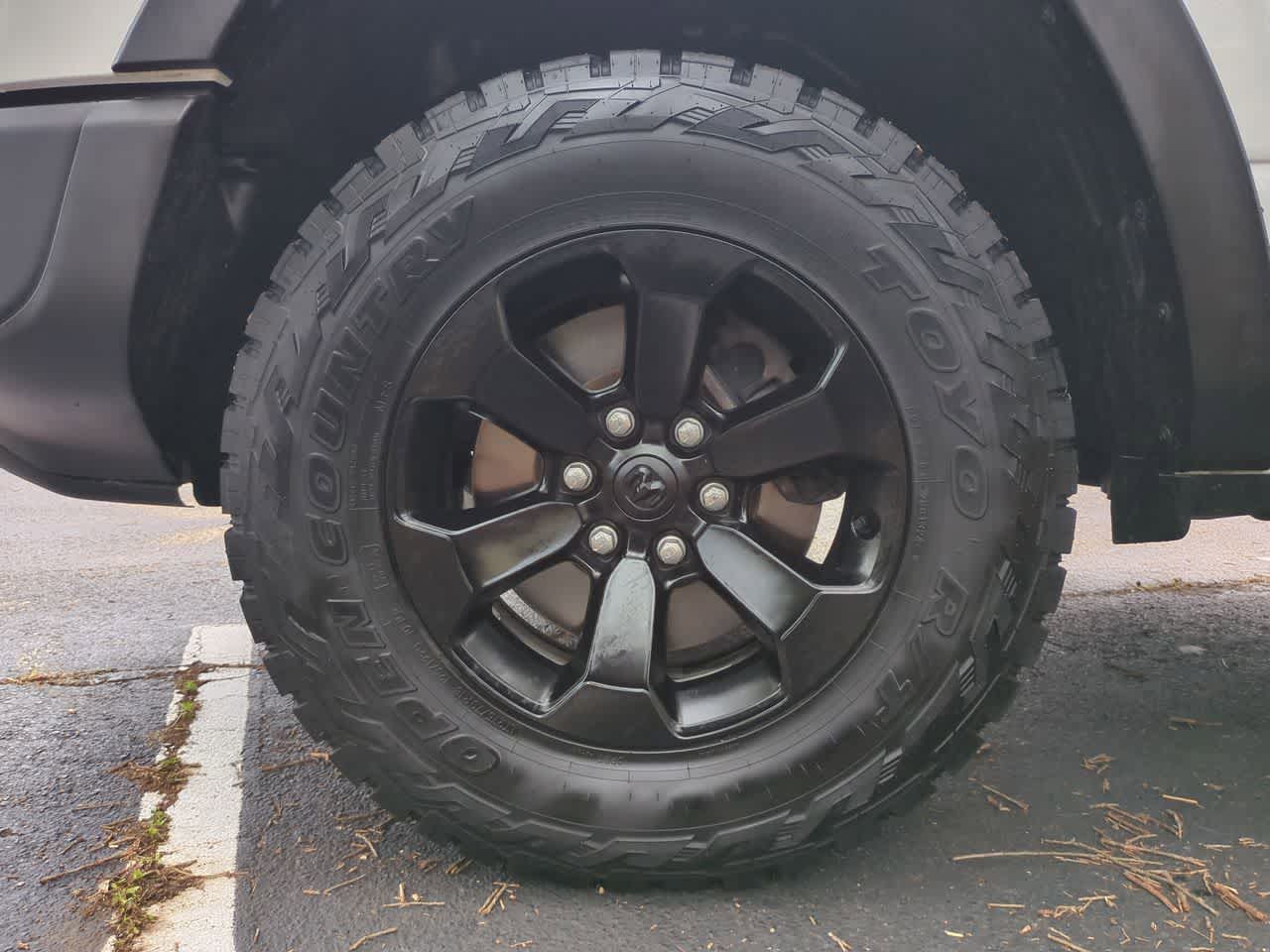 RAM 1500 Rebel Crew Cab 4x4 de 2022 con caja de 1,70 m