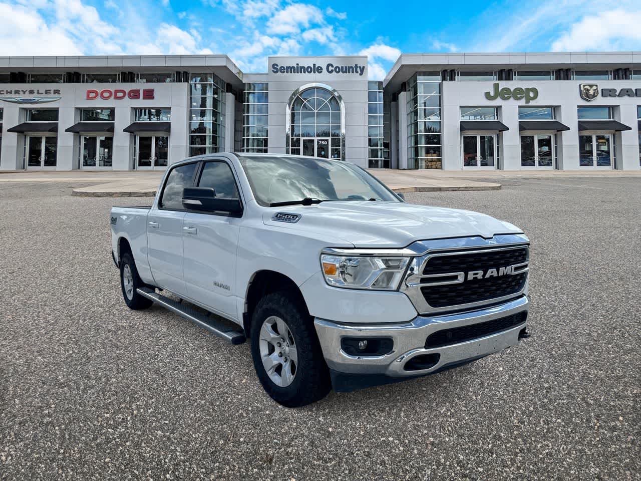 2022 RAM 1500 Big Horn Crew Cab 4x4 6'4' Box