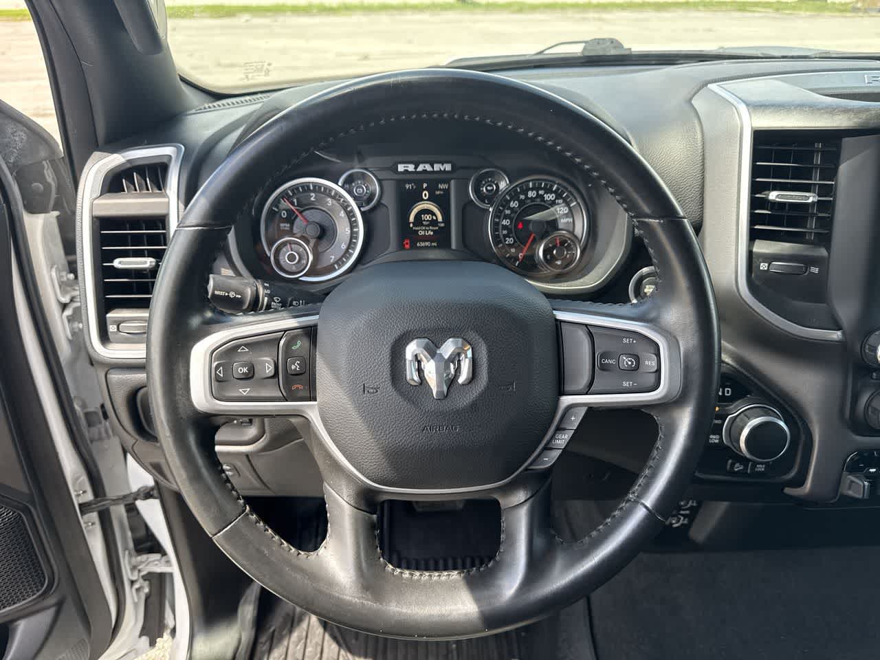 2022 RAM 1500 Big Horn Crew Cab 4x4 6'4' Box