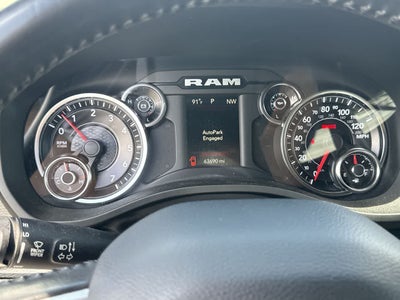 2022 RAM 1500 Big Horn Crew Cab 4x4 6'4' Box