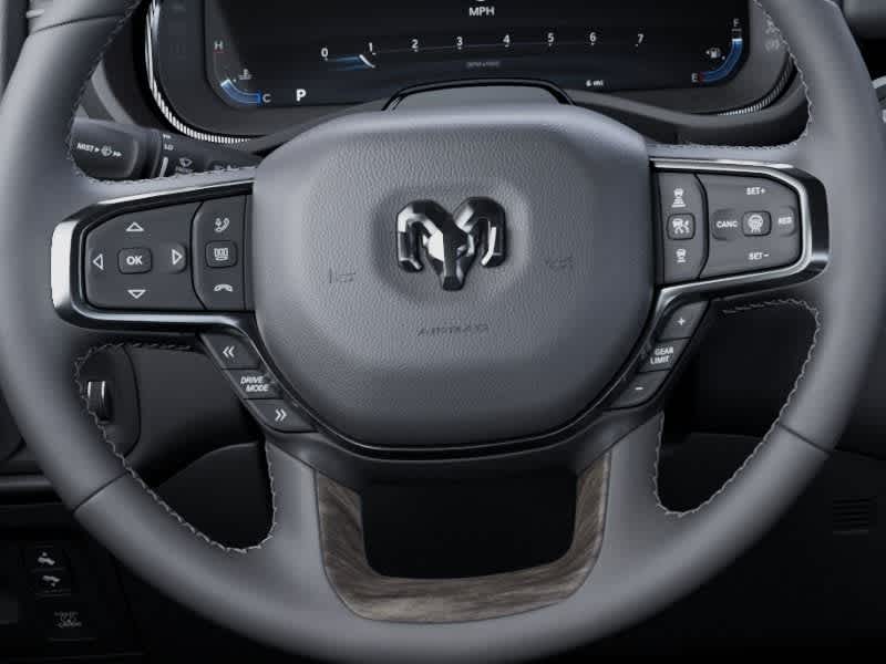 RAM 1500 de 2026, RAM 1500 LIMITED, cabina doble, 4x4, caja de 6'4"