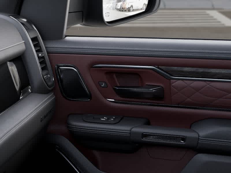 RAM 1500 de 2026, RAM 1500 LIMITED, cabina doble, 4x4, caja de 6'4"