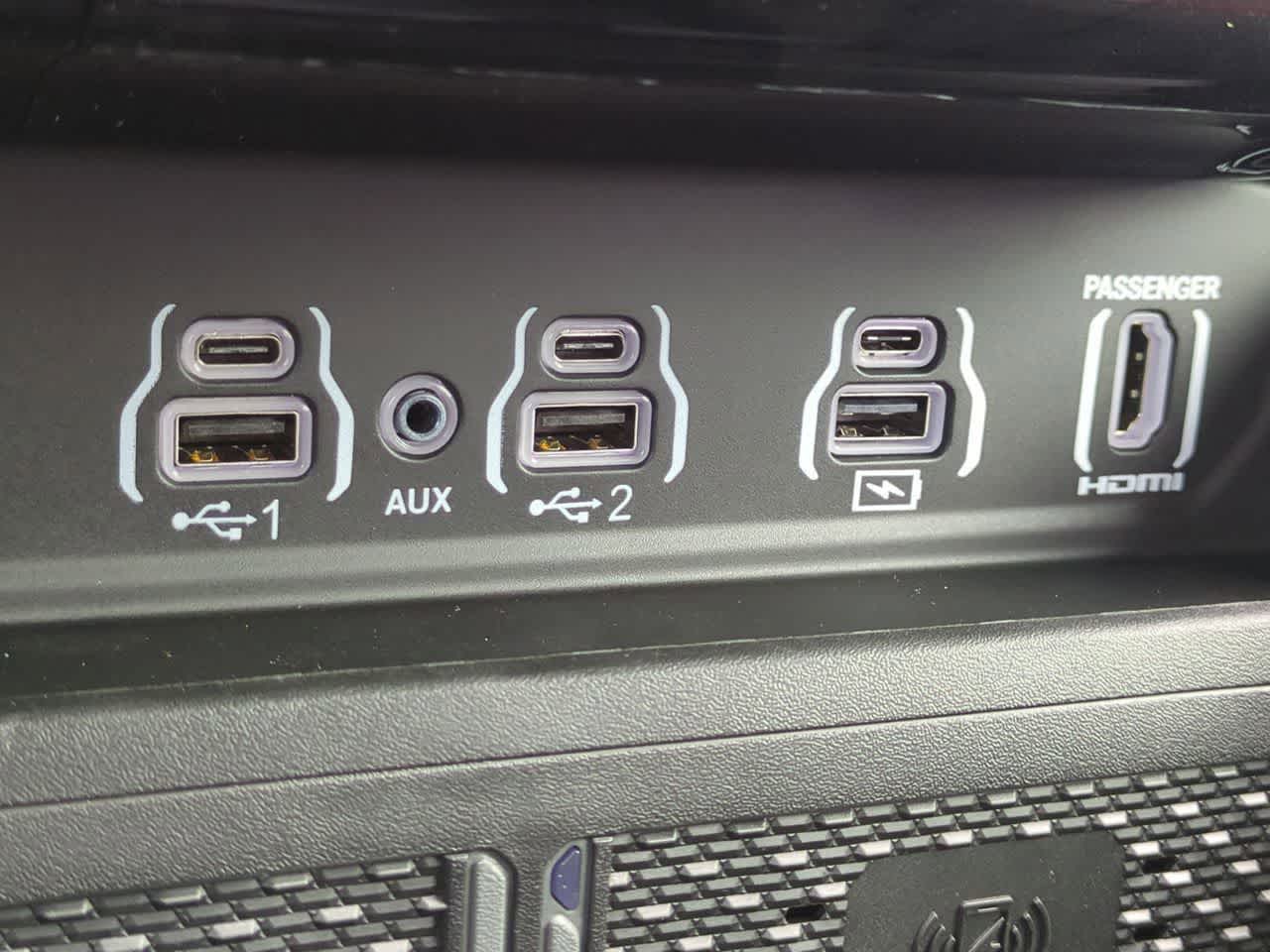 RAM 1500 de 2026, RAM 1500 LIMITED, cabina doble, 4x4, caja de 6'4"