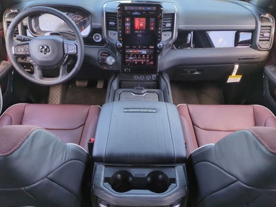 RAM 1500 de 2026, RAM 1500 LIMITED, cabina doble, 4x4, caja de 6'4"
