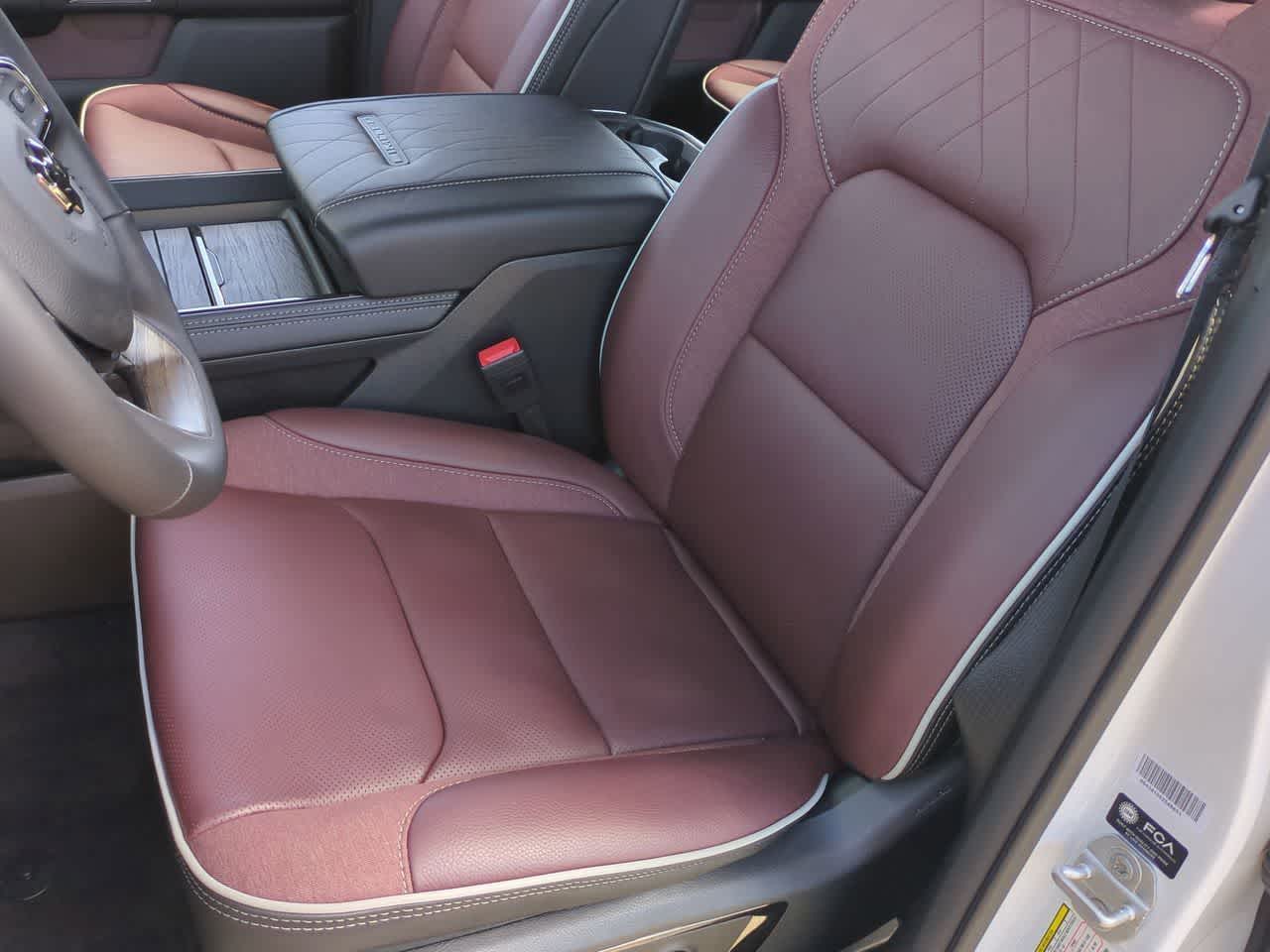 RAM 1500 de 2026, RAM 1500 LIMITED, cabina doble, 4x4, caja de 6'4"