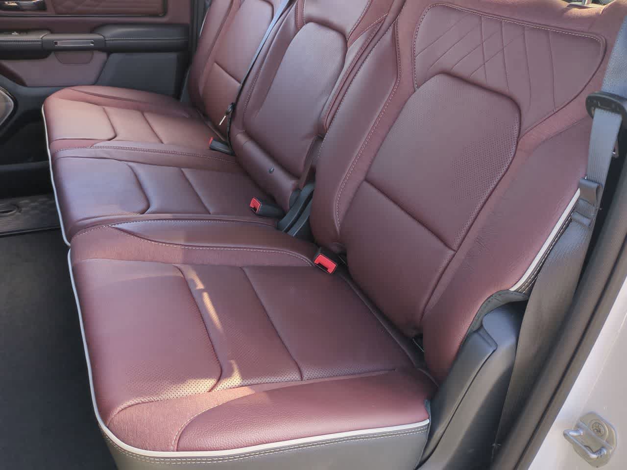RAM 1500 de 2026, RAM 1500 LIMITED, cabina doble, 4x4, caja de 6'4"