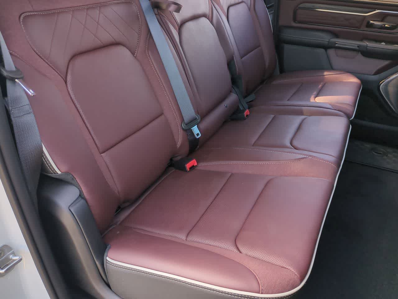 RAM 1500 de 2026, RAM 1500 LIMITED, cabina doble, 4x4, caja de 6'4"