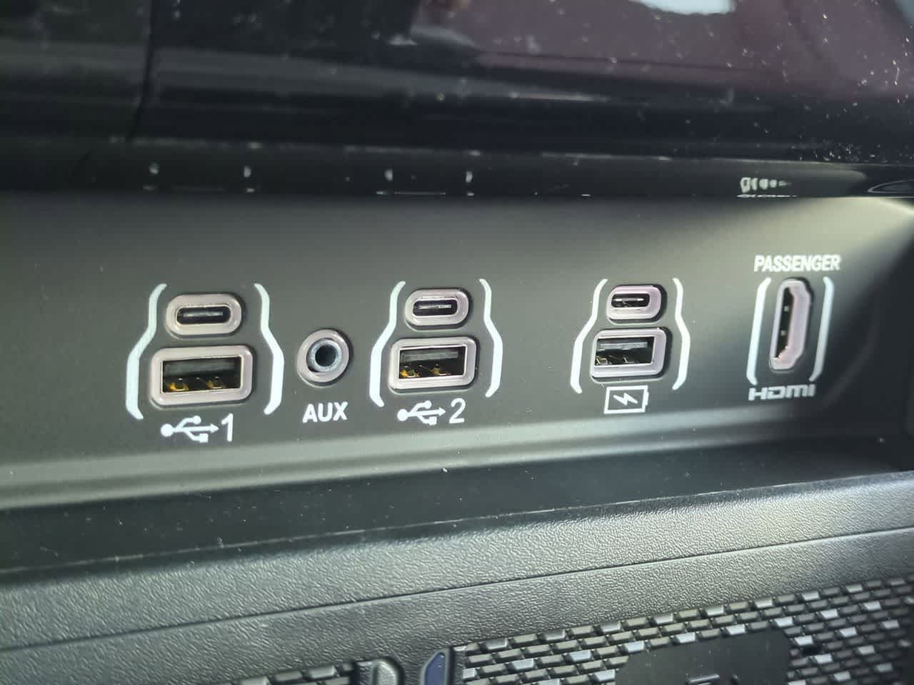 RAM 1500 de 2026, RAM 1500 LIMITED, cabina doble, 4x4, caja de 6'4"