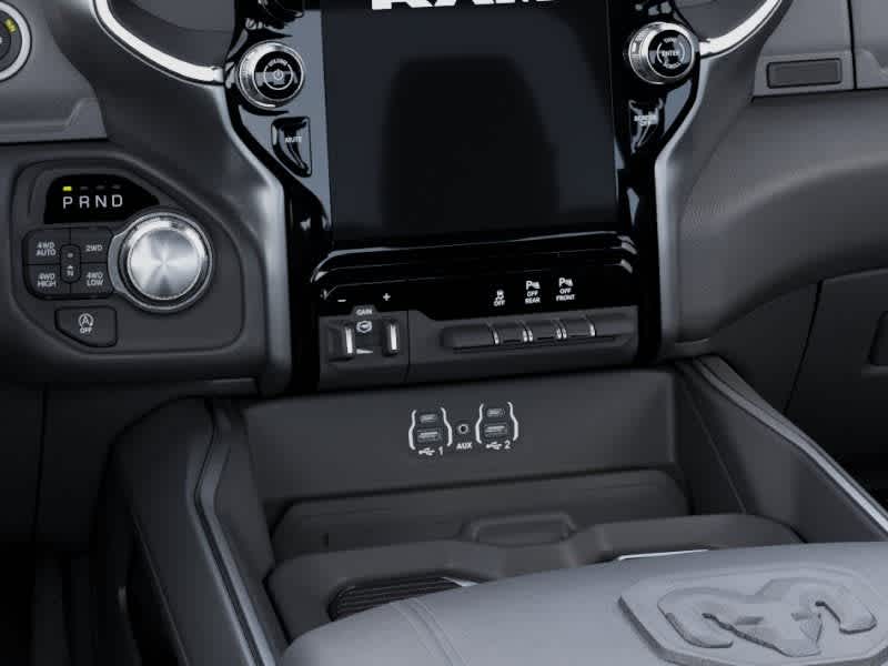 RAM 1500 de 2026, RAM 1500 LARAMIE, cabina doble, 4x4, caja de 6'4'