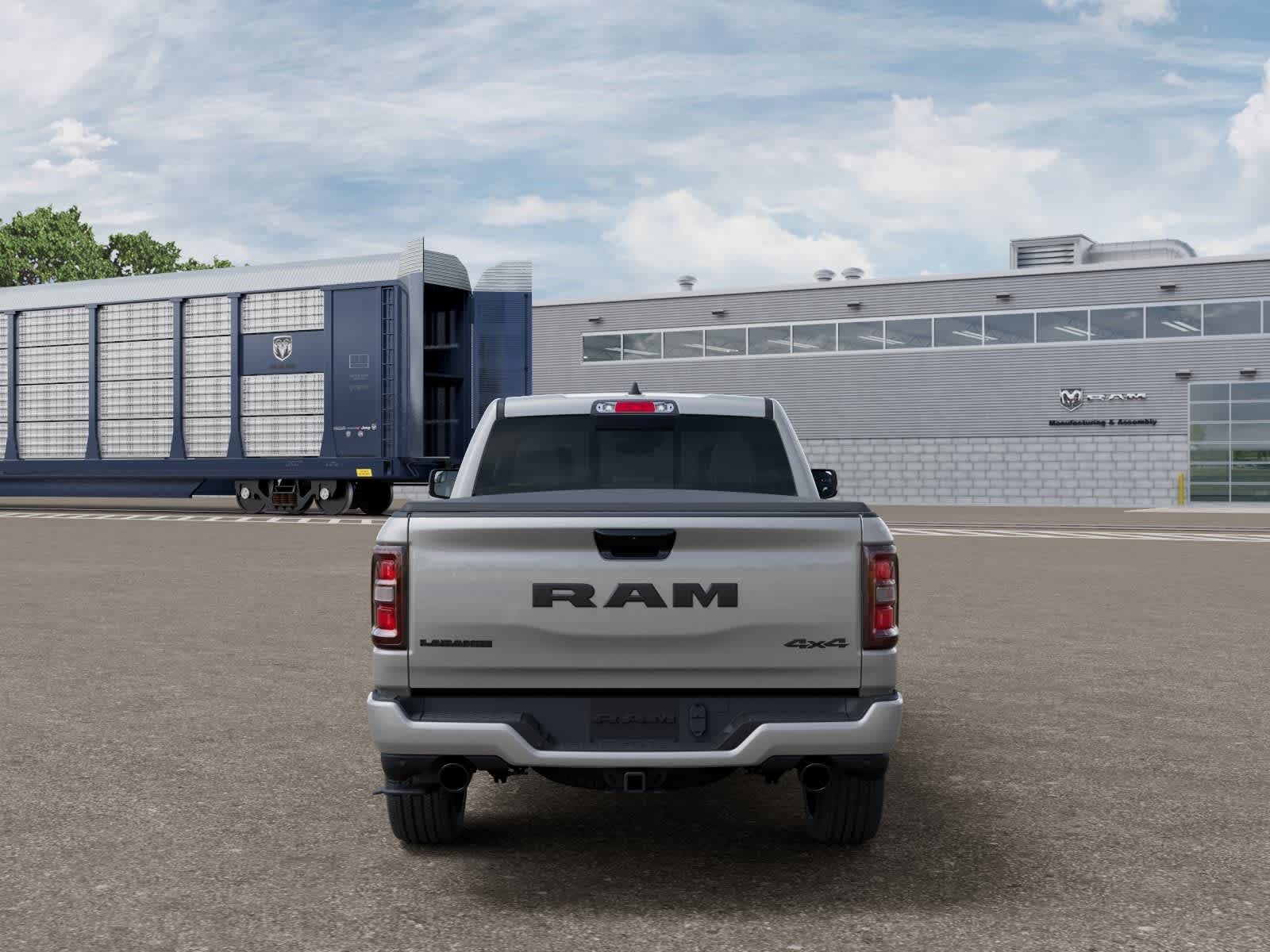 RAM 1500 de 2026, RAM 1500 LARAMIE, cabina doble, 4x4, caja de 6'4'