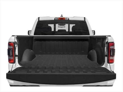RAM 1500 TRX Crew Cab 4x4 de 2022 con caja de 5'7'