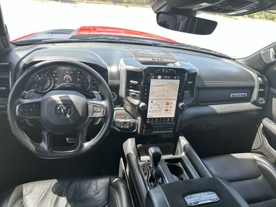 RAM 1500 TRX Crew Cab 4x4 de 2022 con caja de 5'7'