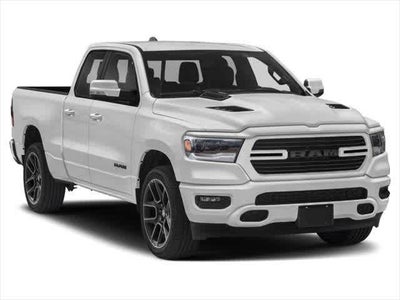 RAM 1500 TRX Crew Cab 4x4 de 2022 con caja de 5'7'