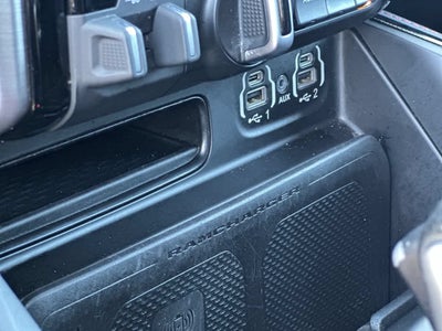 RAM 1500 TRX Crew Cab 4x4 de 2022 con caja de 5'7'