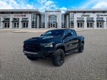 RAM 1500 TRX Crew Cab 4x4 de 2022 con caja de 5'7'