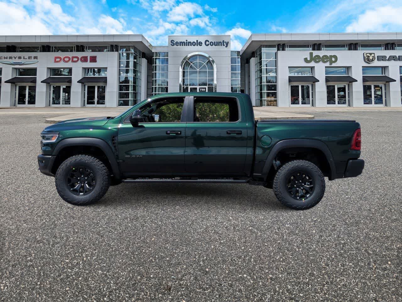 2026 RAM Ram 1500 RAM 1500 RHO CREW CAB 4X4 5'7' BOX