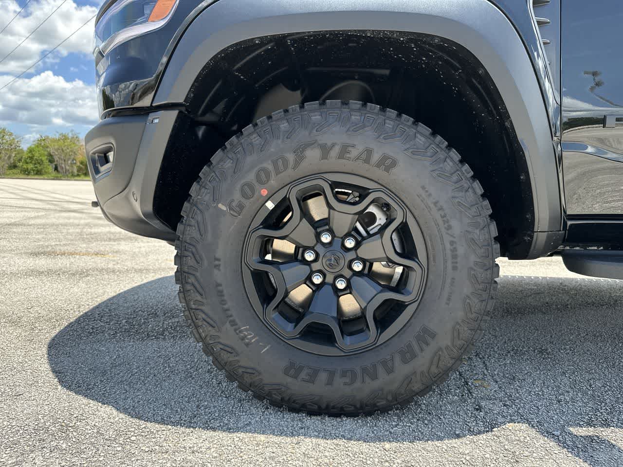 2026 RAM Ram 1500 RAM 1500 RHO CREW CAB 4X4 5'7' BOX