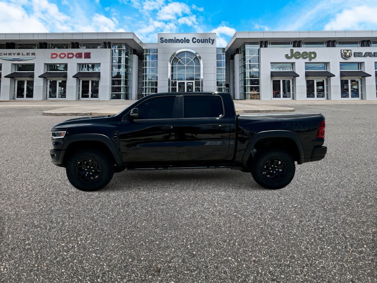 2026 RAM Ram 1500 RAM 1500 RHO CREW CAB 4X4 5'7' BOX