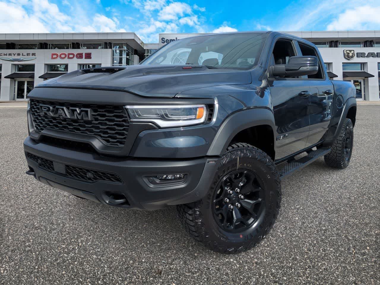 2026 RAM Ram 1500 RAM 1500 RHO CREW CAB 4X4 5'7' BOX