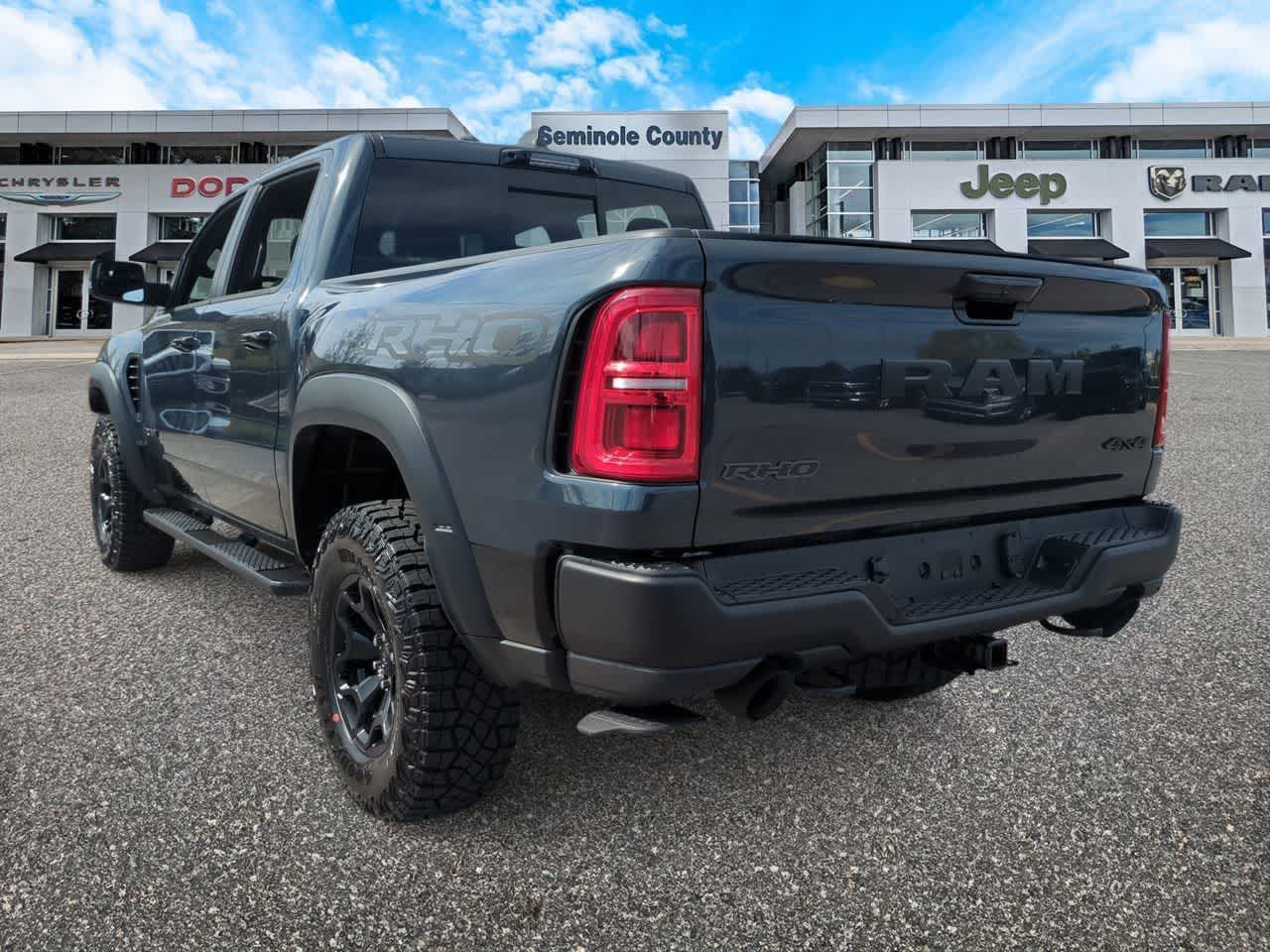 2026 RAM Ram 1500 RAM 1500 RHO CREW CAB 4X4 5'7' BOX