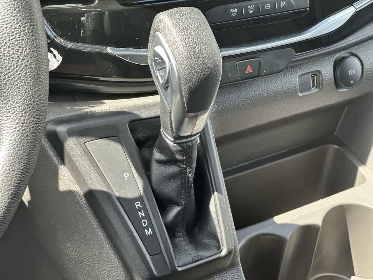Ford Transit-350 de 2025, furgoneta de pasajeros XLT