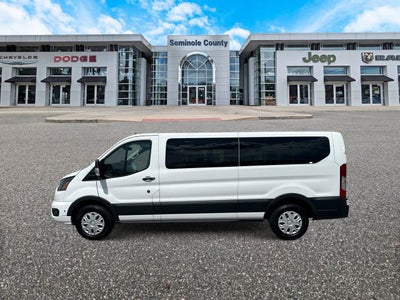 Ford Transit-350 de 2025, furgoneta de pasajeros XLT