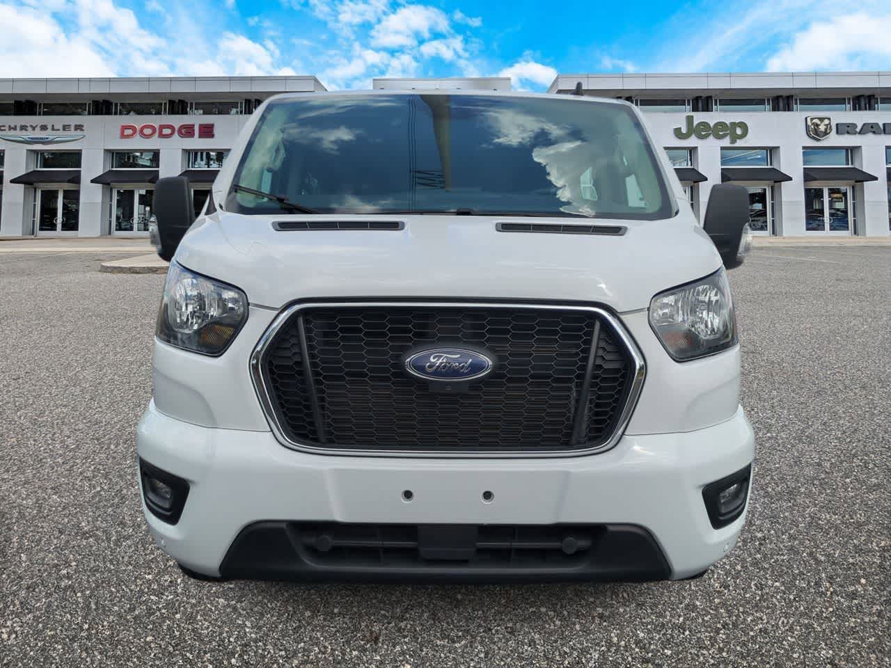 Ford Transit-350 Passenger Van XLT 2023