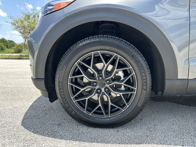 Ford Explorer Platinum 2023