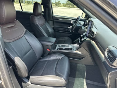 Ford Explorer Platinum 2023