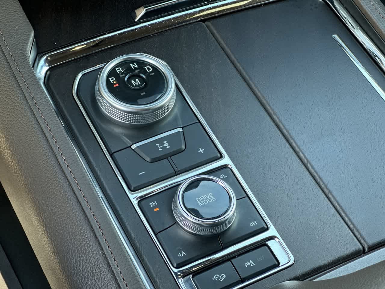 Ford Expedition King Ranch MAX 2022