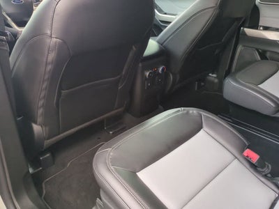 Ford Explorer XLT 2023