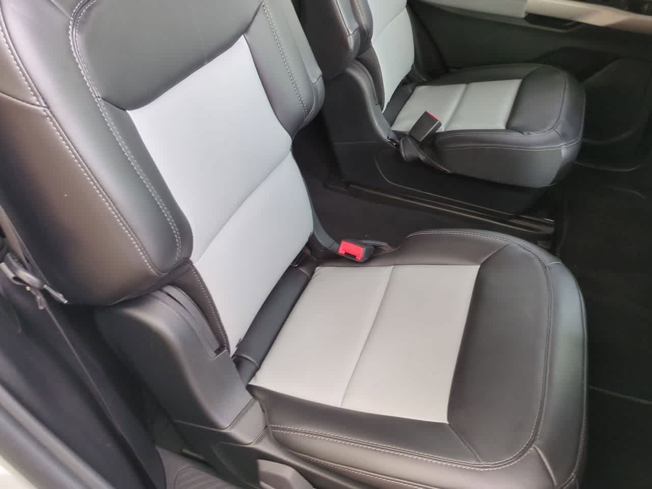 Ford Explorer XLT 2023