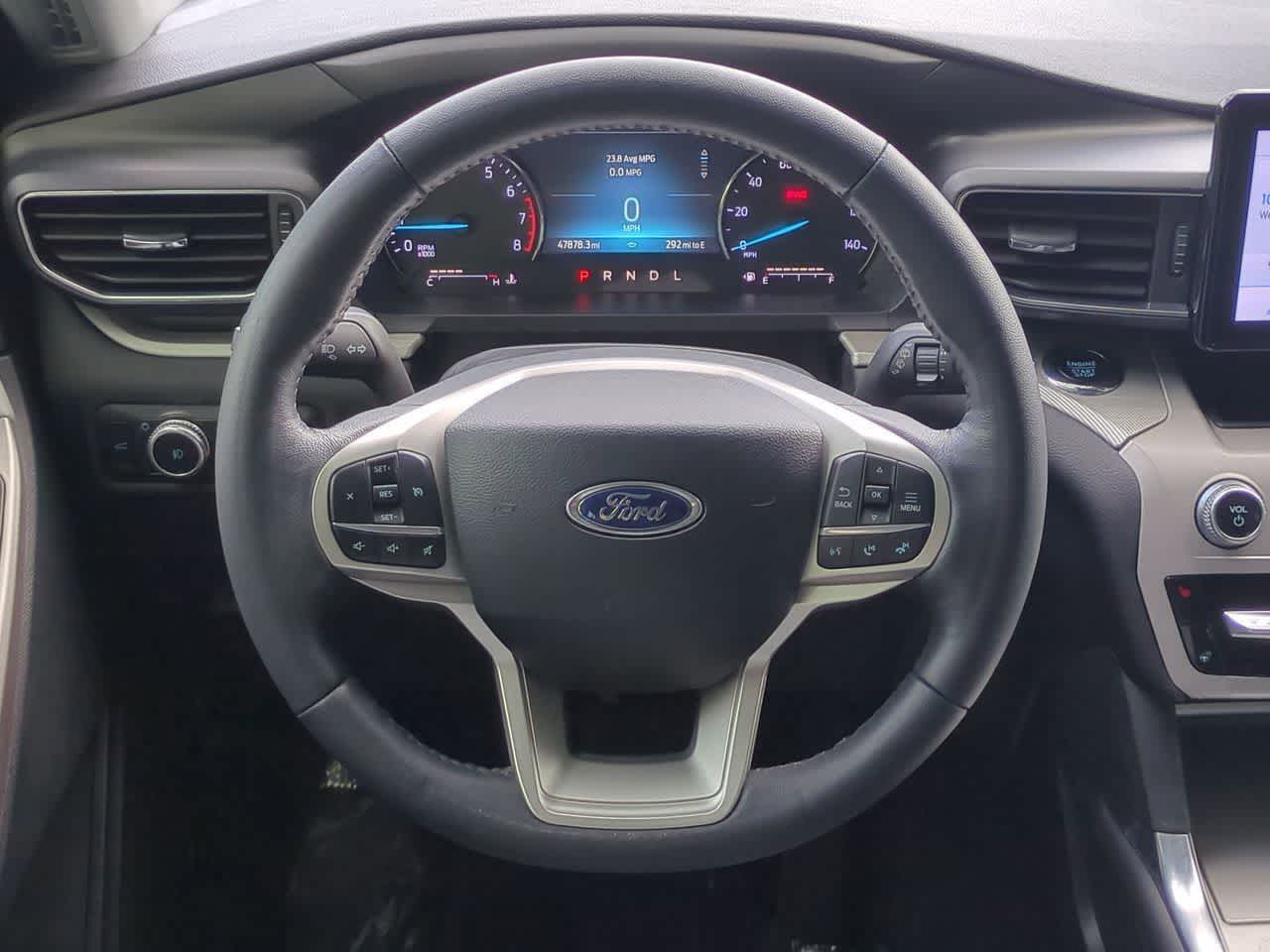 Ford Explorer XLT 2023