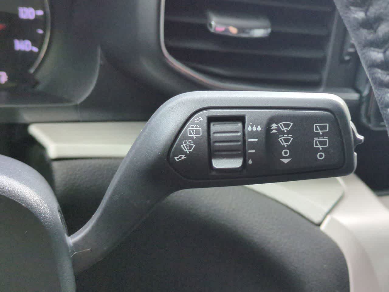 Ford Explorer XLT 2023