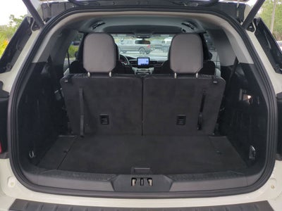 Ford Explorer XLT 2023