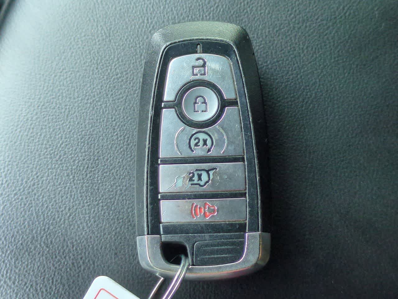 Ford Explorer XLT 2023