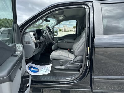 Ford F-250 XL 2024