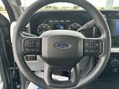 Ford F-250 XL 2024